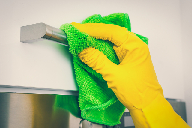 The Dos and Don'ts of Cleaning Stainless Steel Appliances