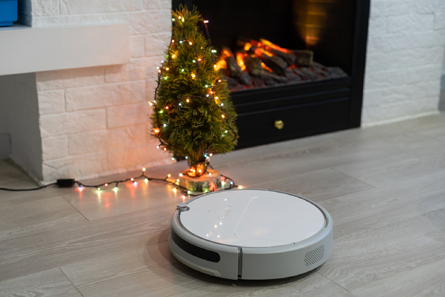 4 Helpful Cleaning Solutions For A Stress-Free Holiday Season
