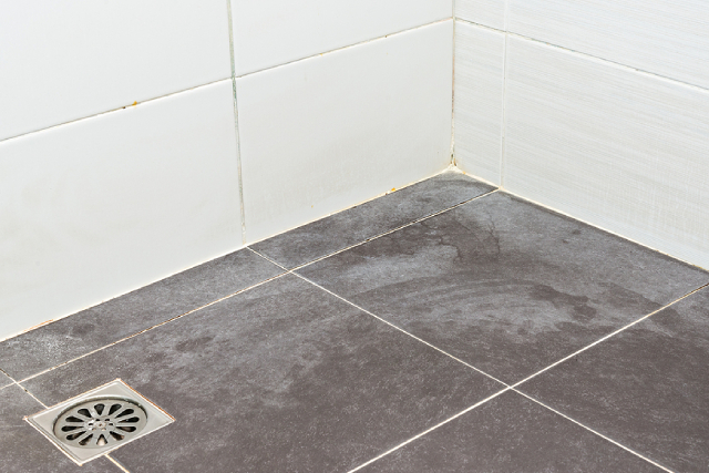 A Quick Guide On How To Clean Dirty Bathroom Floor Corners