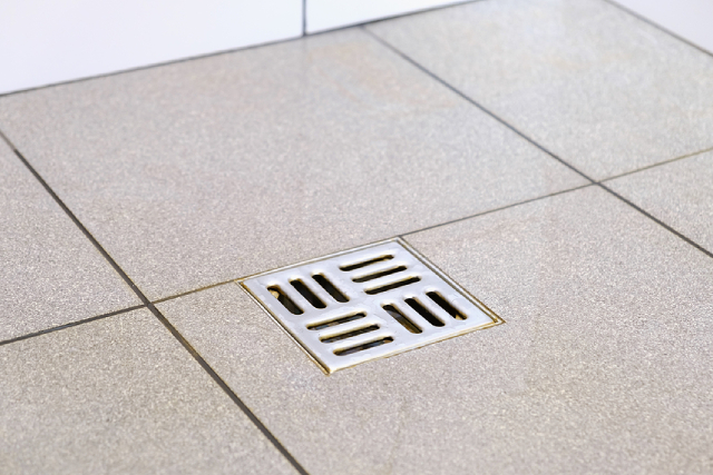 5 Best Methods for Unclogging Drains Without Harsh Chemicals