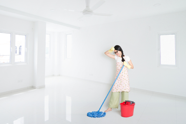Should You Stay Home During a Professional Cleaning Session?